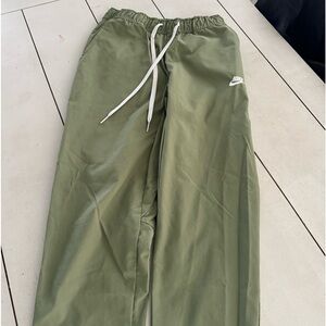 Nike Lightweight Pants